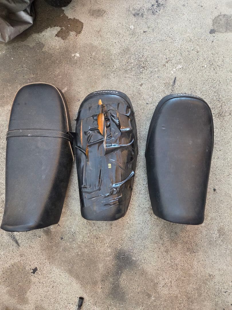 MD323さま用カヤバ シールラバー 2枚セット