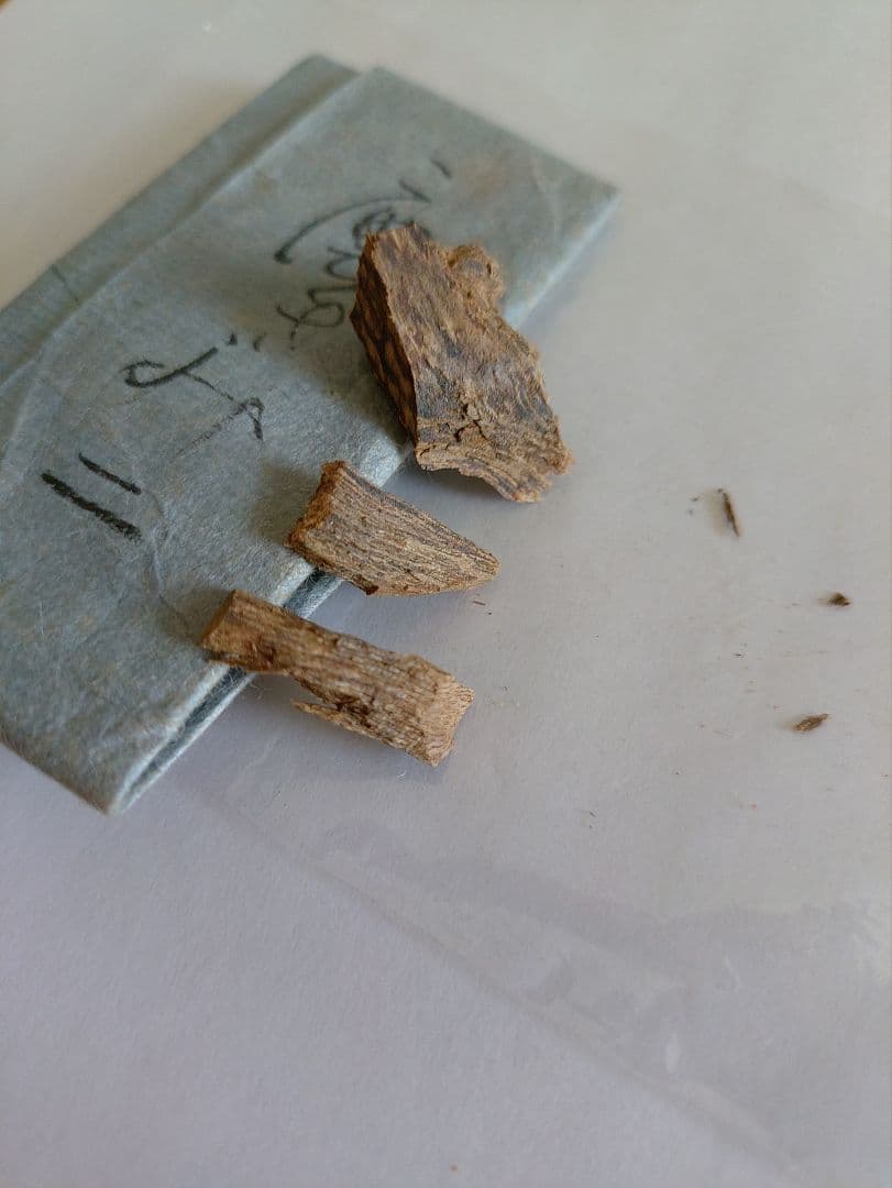 古渡命銘木　羅国　1.16g 1点物 沈香　香木　お香 [二 羅国]