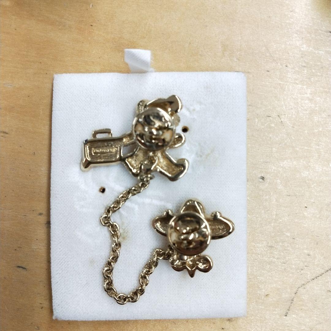 Burberrys x JAL ブローチ バーバリー バッヂ - メルカリ