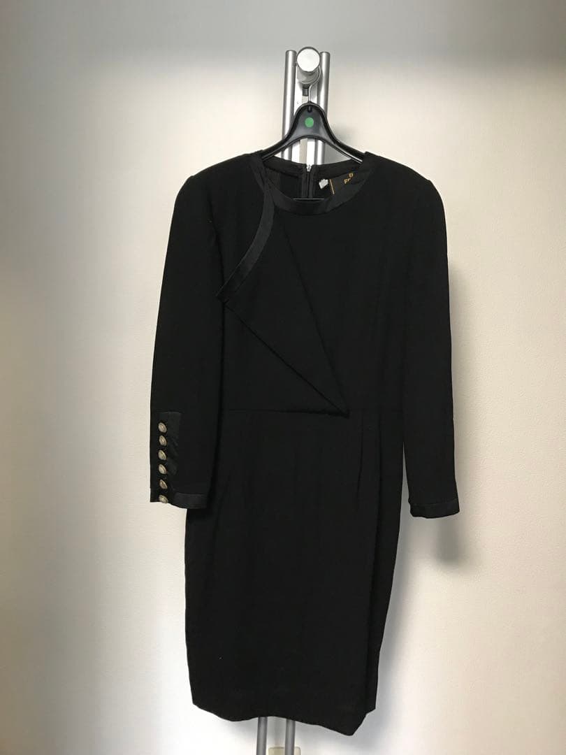 ヴィンテージFendi 黒 長袖 ひざ丈ワンピースL 新品同様 楽天市場】フェンディ（ワンピース｜レディースファッション）の通販