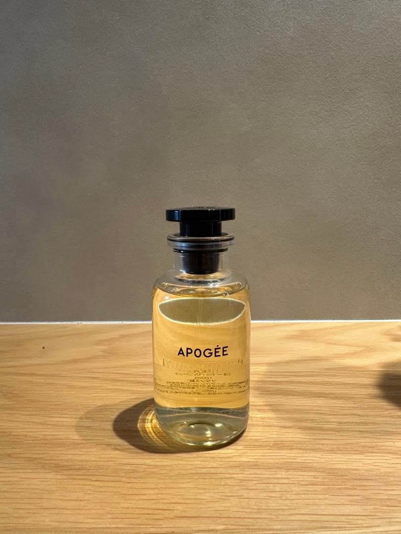 Louis Vuitton APOGÉE ユニセックス香水 Apogée - Perfumes and Beauty - Collections | LOUIS VUITTON ®