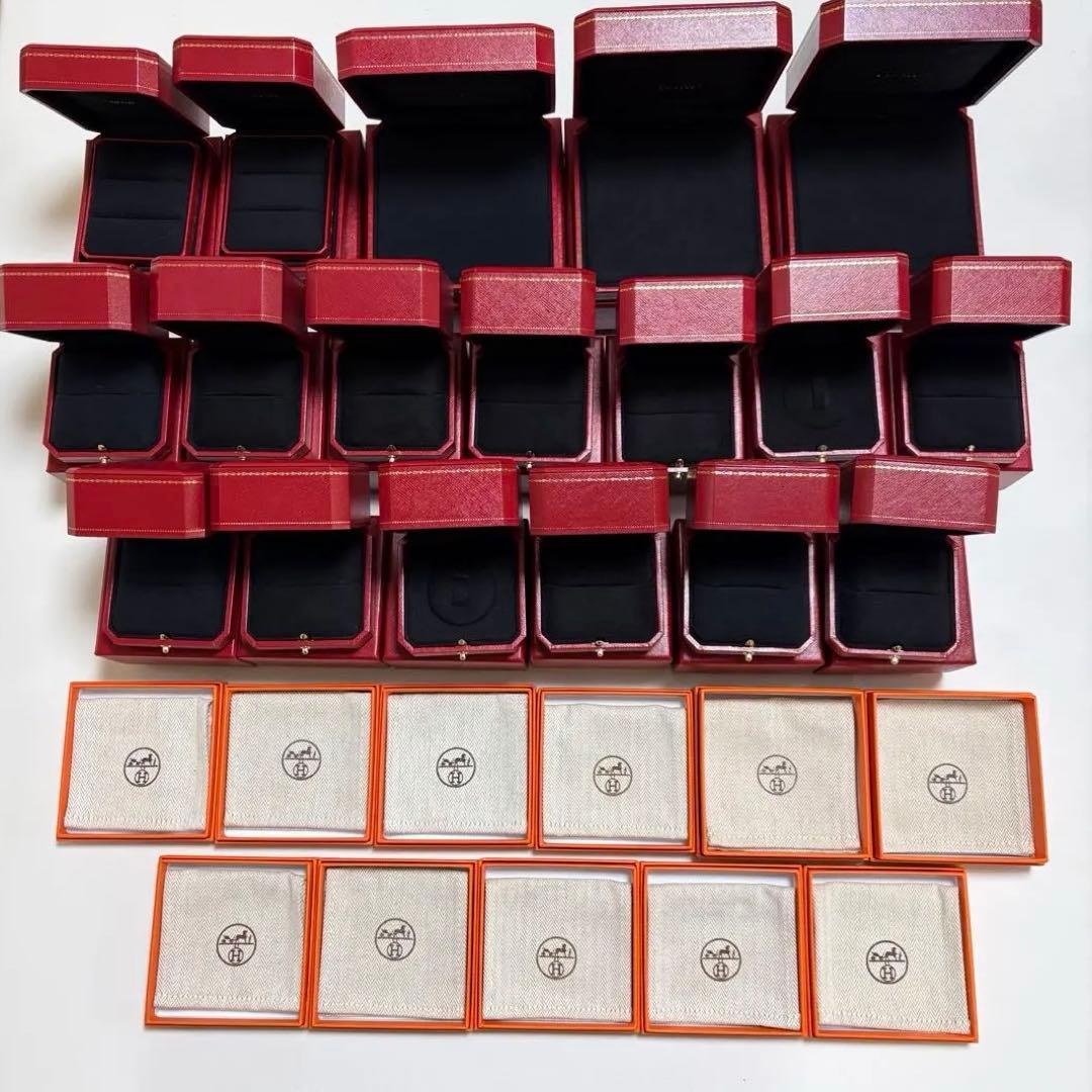 カルティエ　エルメス　アクセサリーケース　29個 カルティエ、エルメス… 大人が選ぶべき「飾るより補うアクセサリー」4