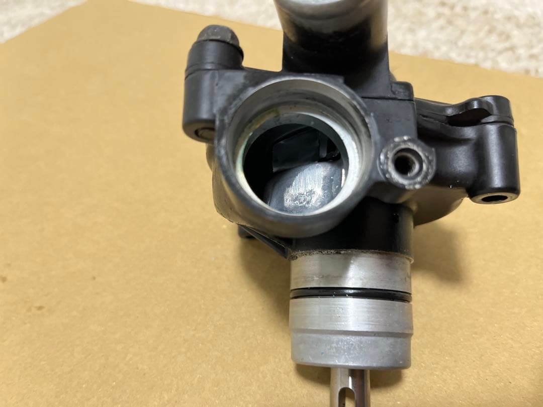 価格相談可】GPZ900R 純正ウォーターポンプ A16外し - メルカリ