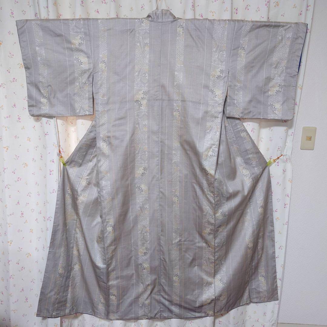 フ 正絹 大島紬 小紋 フルセット 白紬 カジュアル 【ミト】 - メルカリ