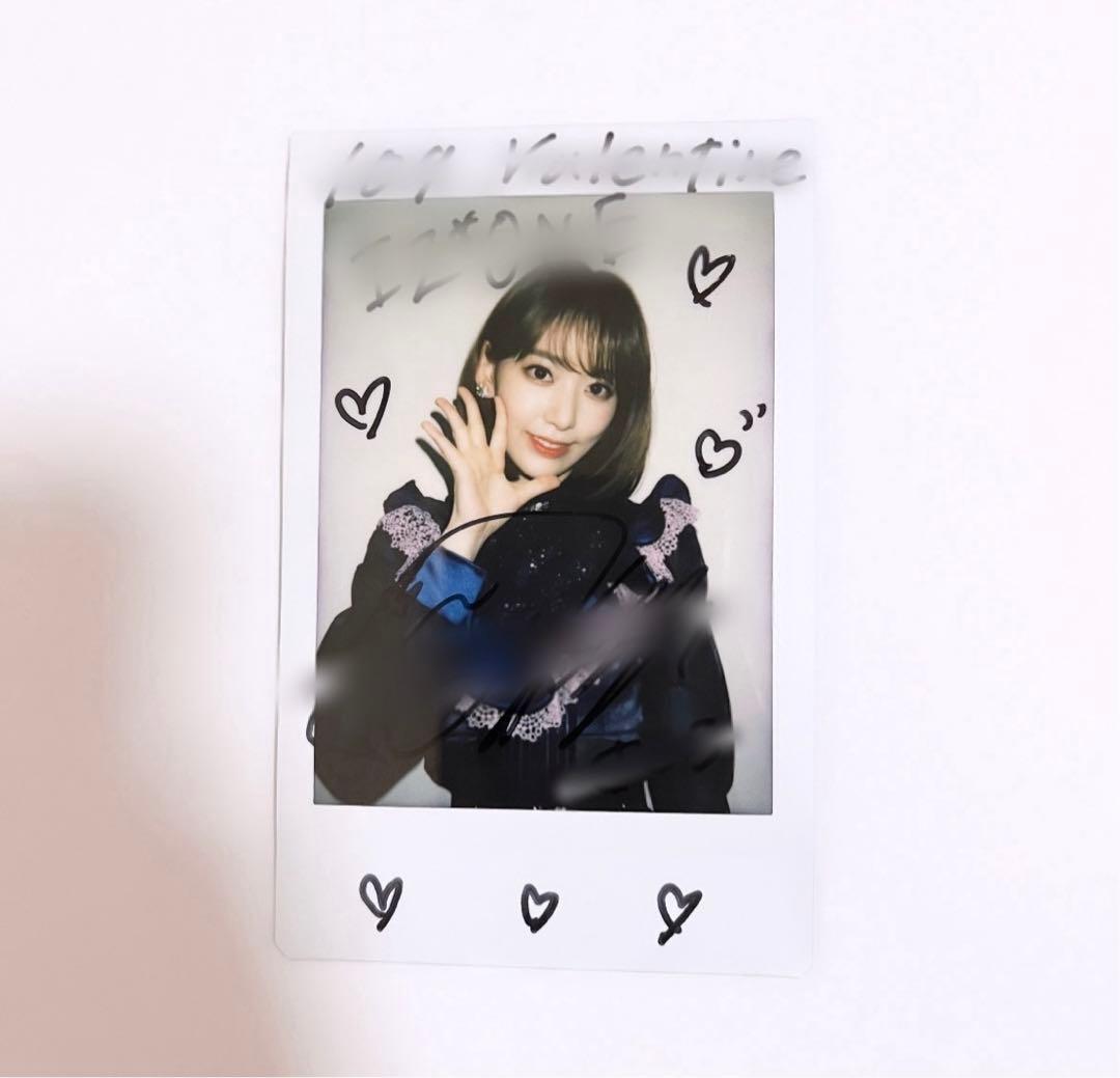 宮脇咲良 SAKURA 直筆サイン入りチェキIZ*ONE LE SSERAFIM - メルカリ