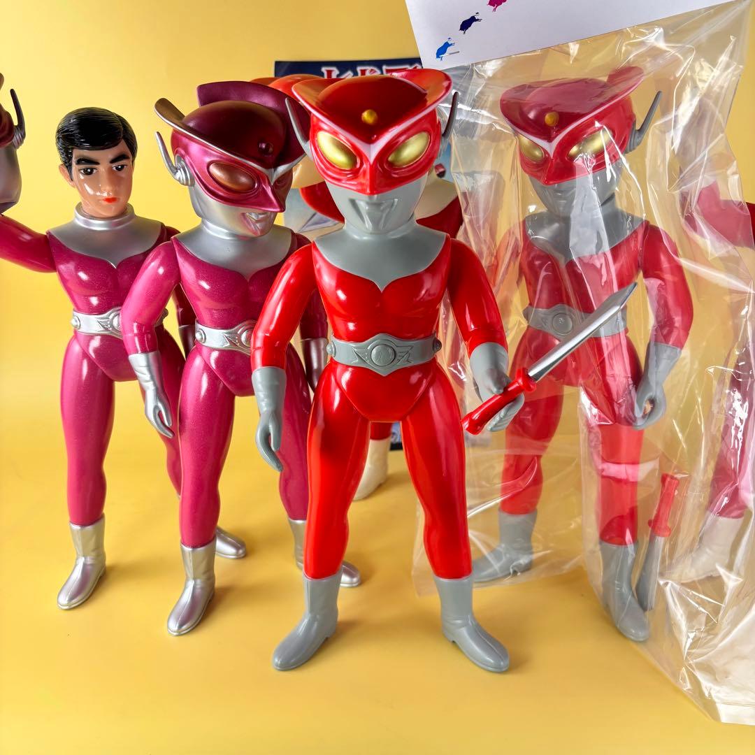 ブルマァク 墓場の画廊 レッドマン ソフビ 新品未開封 - メルカリ