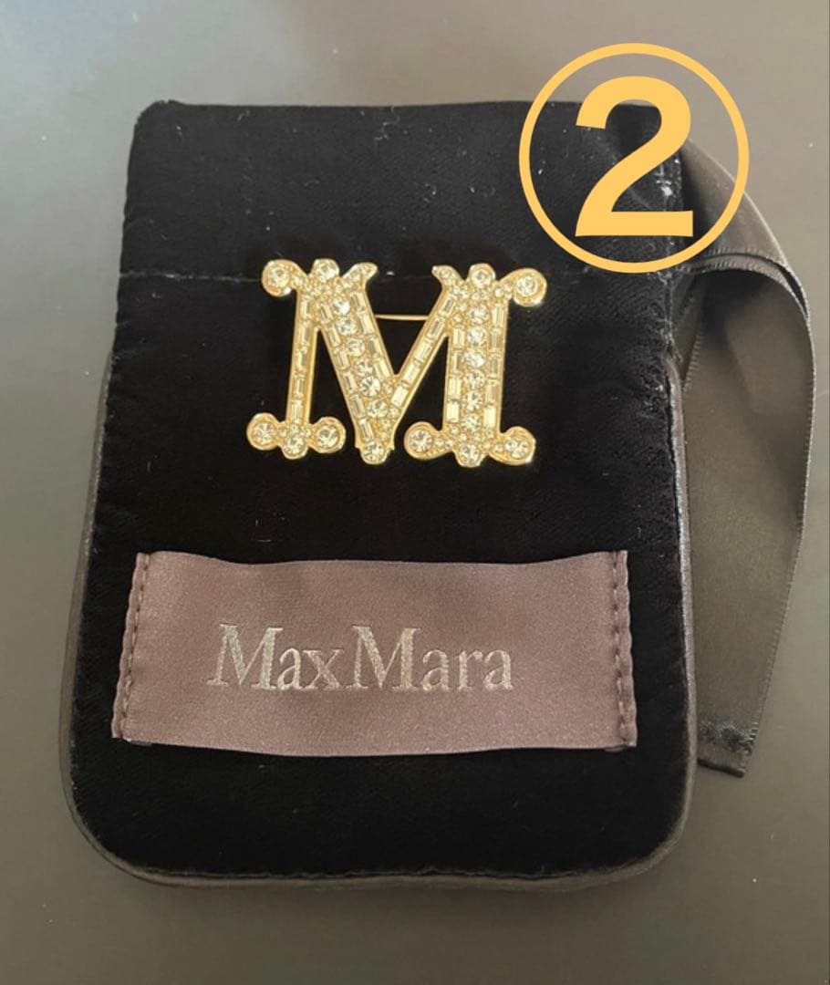Max mara 訳あり② 定番 クリスタル x ゴールド　ブローチ MaxMara【入手困難】MaxMaraGram☆クリスタル ブローチ☆全色 (Max