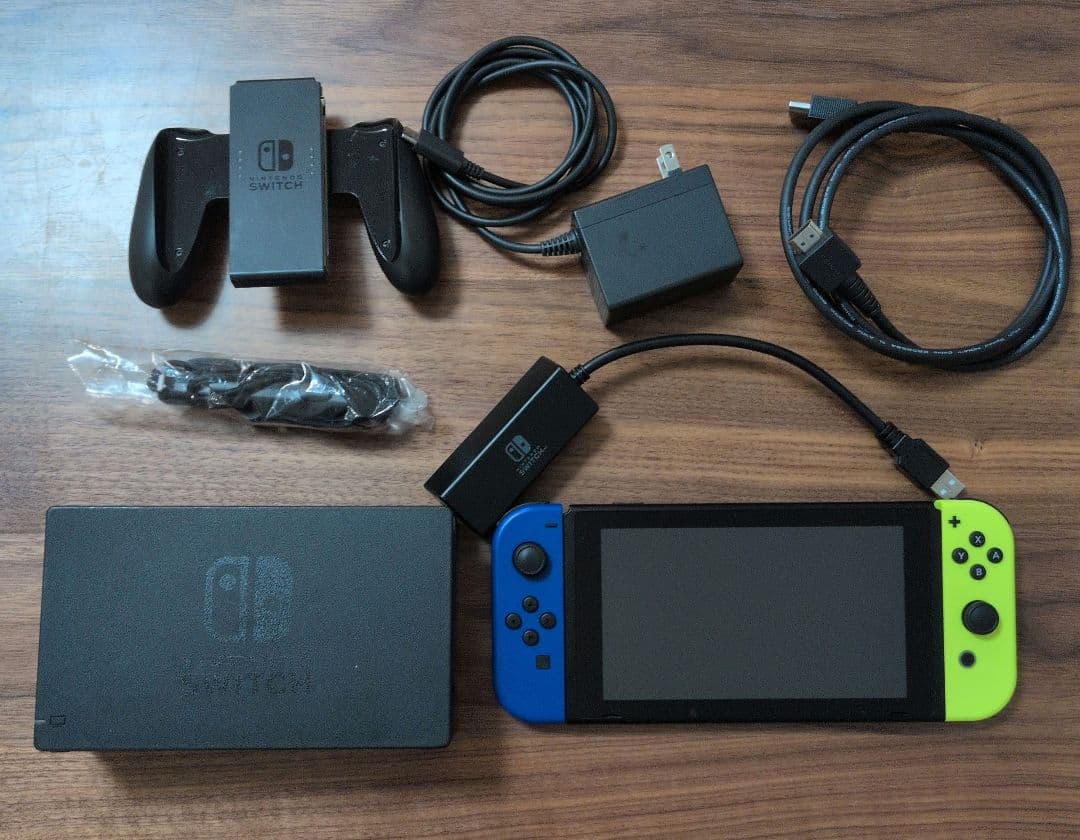り*ら様 Nintendo Switch 本体 プロコン&付属品&おまけ付き Amazon.co.jp: 【任天堂純正品】Nintendo Switch Proコントローラー