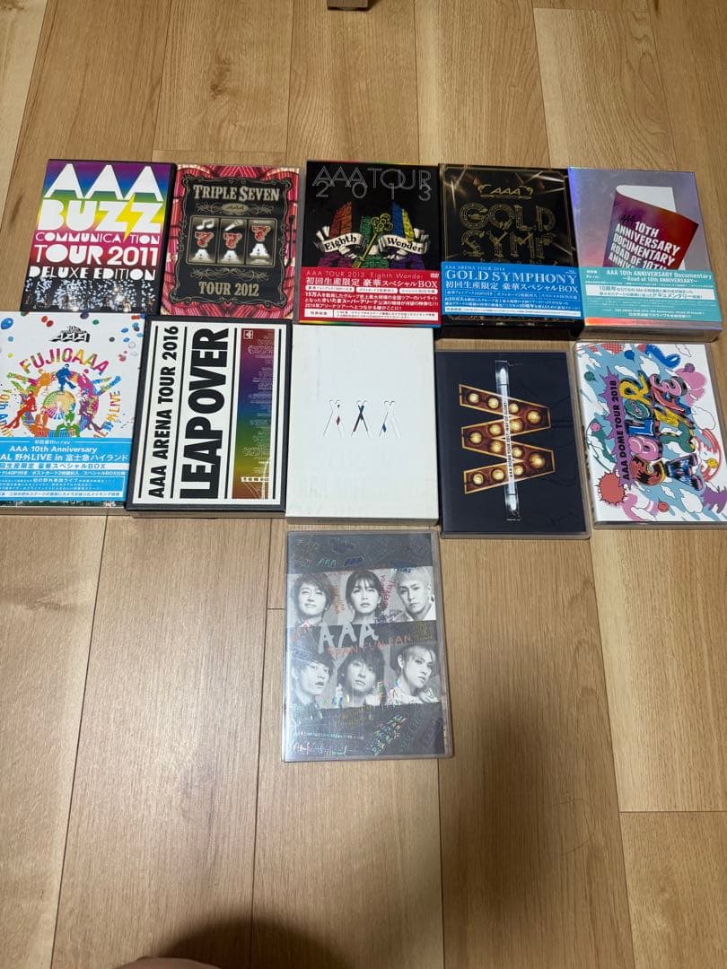 AAA ライブDVD まとめ売り　11点　2011〜2018 AAA DVD まとめ売り BUZZ COMMUNICATION +6周年 - メルカリ