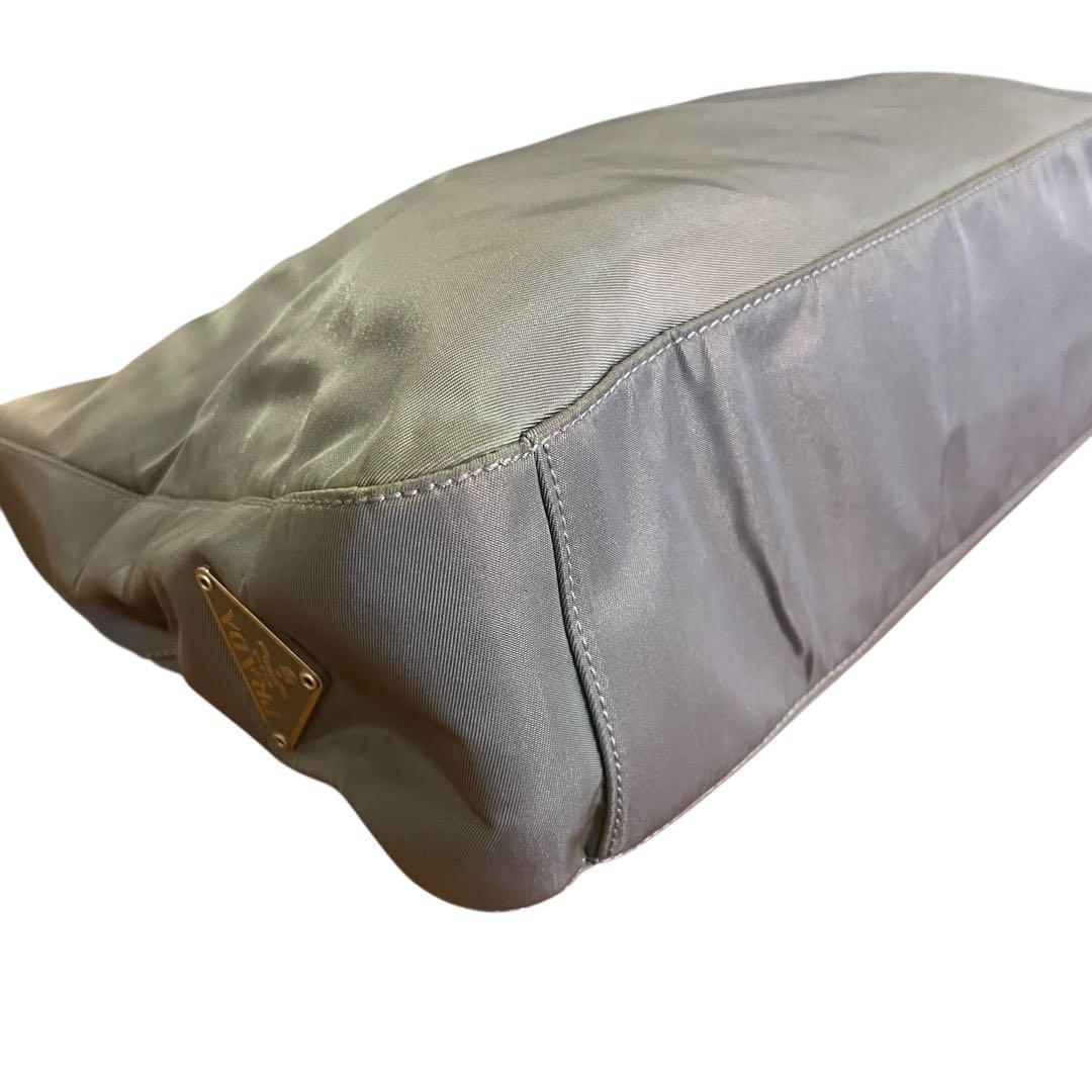 PRADA グレー ナイロン ハンドバッグ クリアハンドル 三角ロゴ