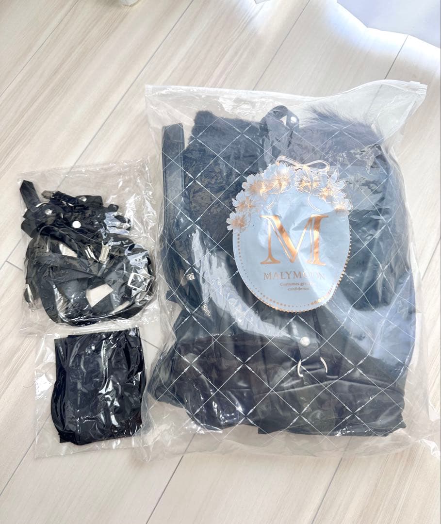 ニットトップレザーグロスウルフ【Malymoon/マリームーン】 - メルカリ