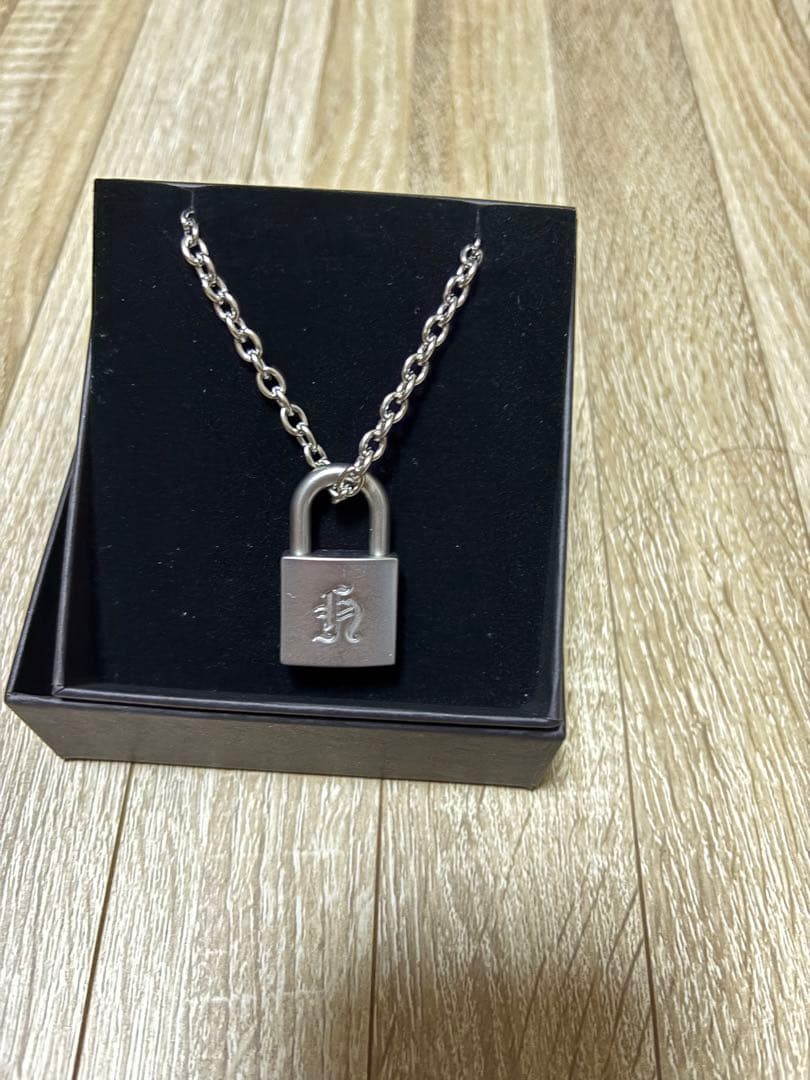 Straykids ヒョンジン 南京錠ネックレス　メンプロ　スキズ stray kids スキズ ヒョンジン メンプロ ネックレス 南京錠 - メルカリ