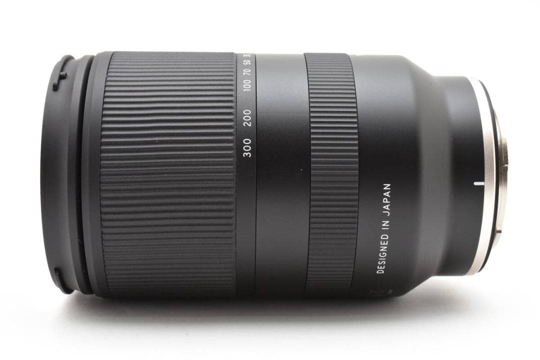 TAMRON 18-300mm F3.5-6.3 VC VXD ソニー E