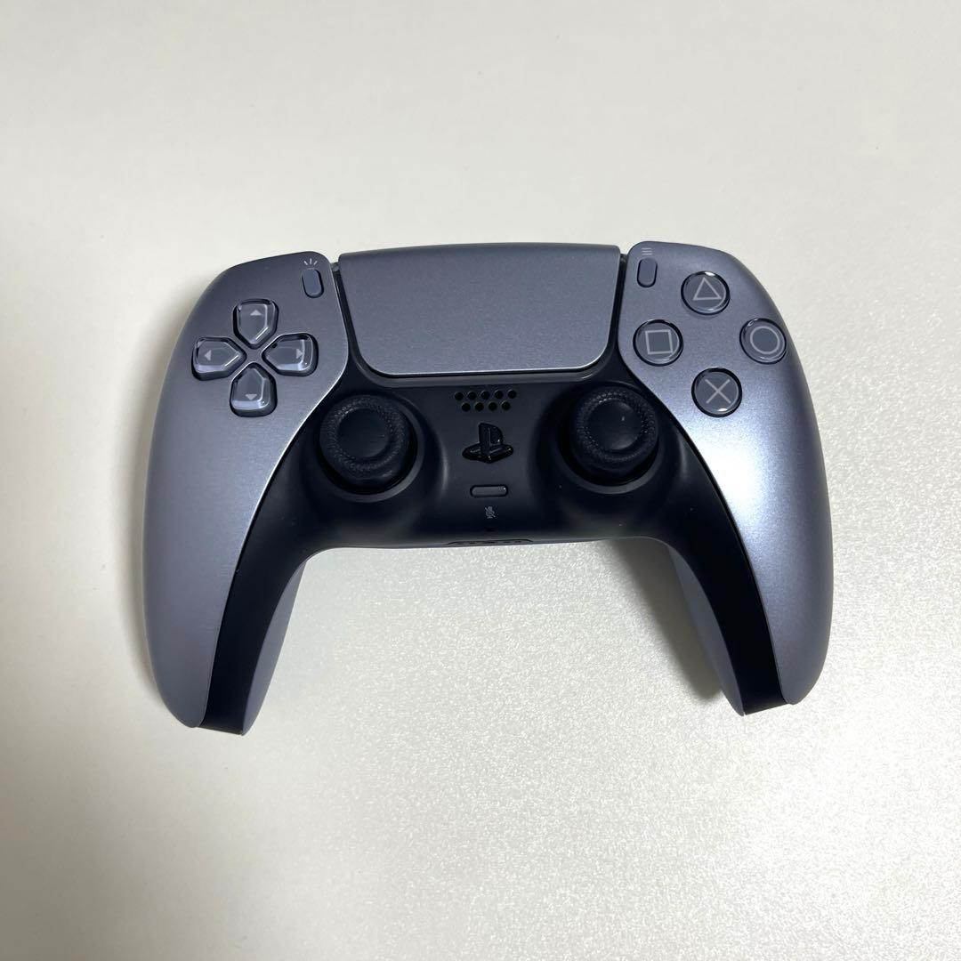 DualSense ワイヤレスコントローラー スターリング シルバー ps5