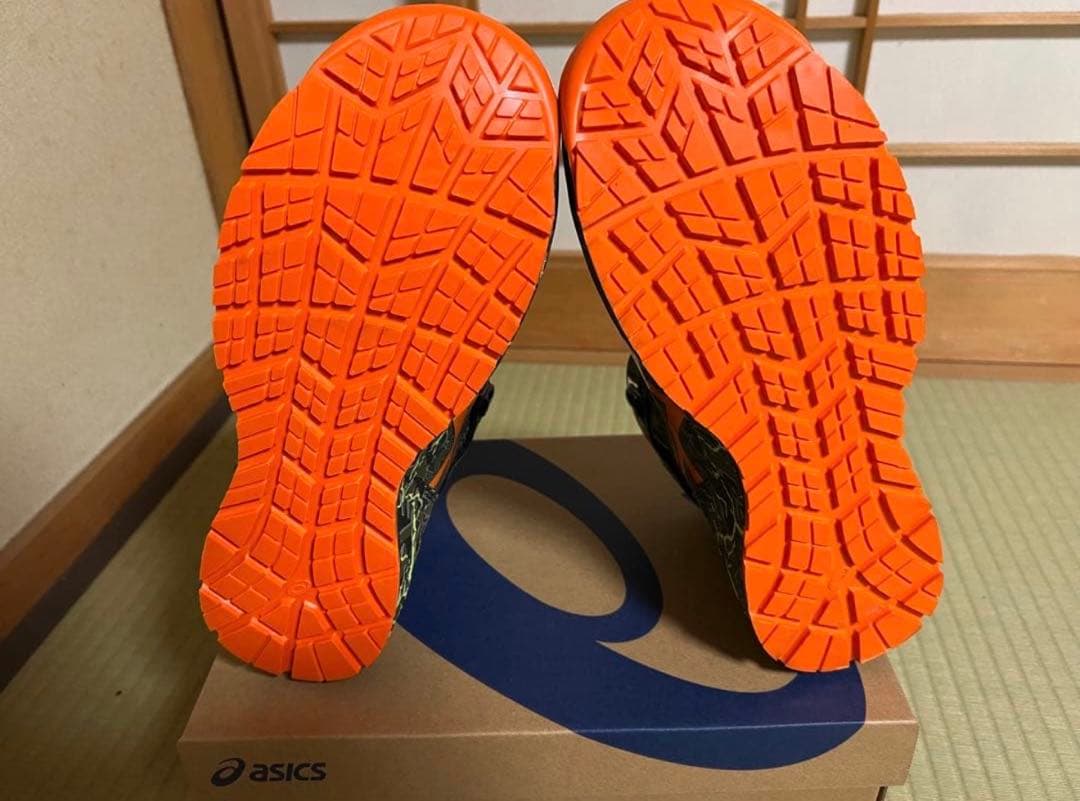 アシックスWINJOB CP304 BOA MAGMA 25.5cm 限定カラー