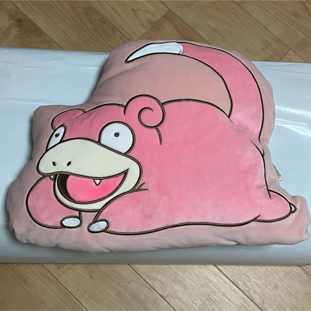 《新品》ヤドン　ブランケットインクッション　YADON