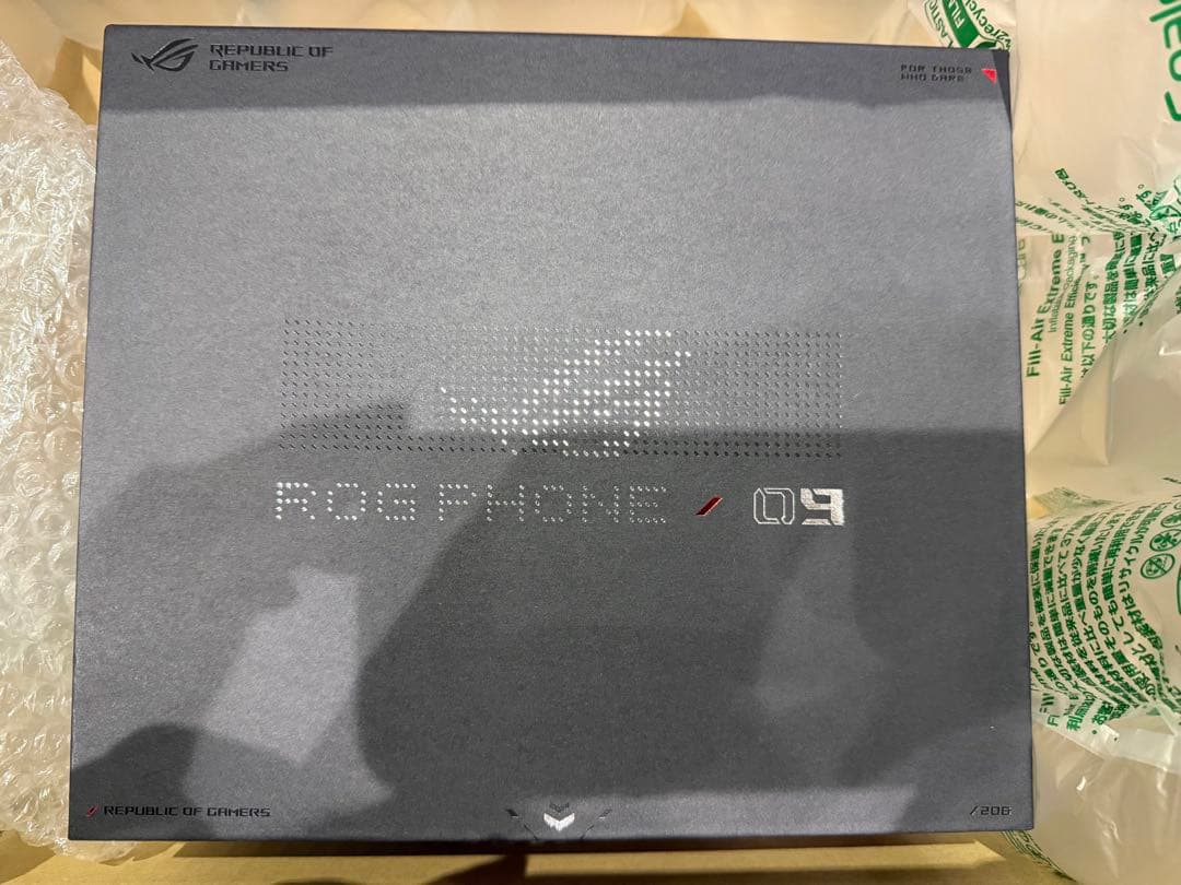 【新品・未開封】ASUS　ROG Phone 9 Pro 【国内版】 ASUS ROG Phone 9 Pro 5G Android Gaming Smartphone