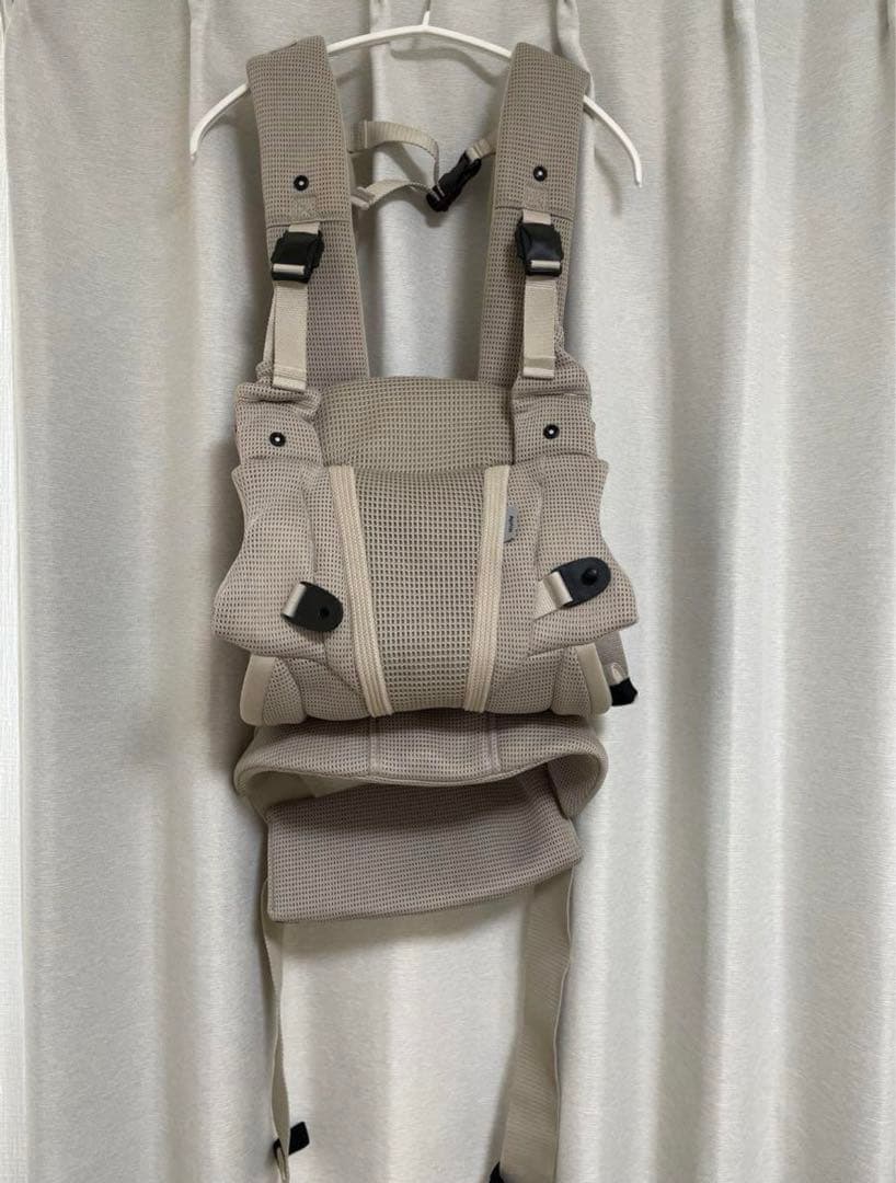 美品Aprica アップリカ ラクリス ベージュアカチャンホンポ限定色