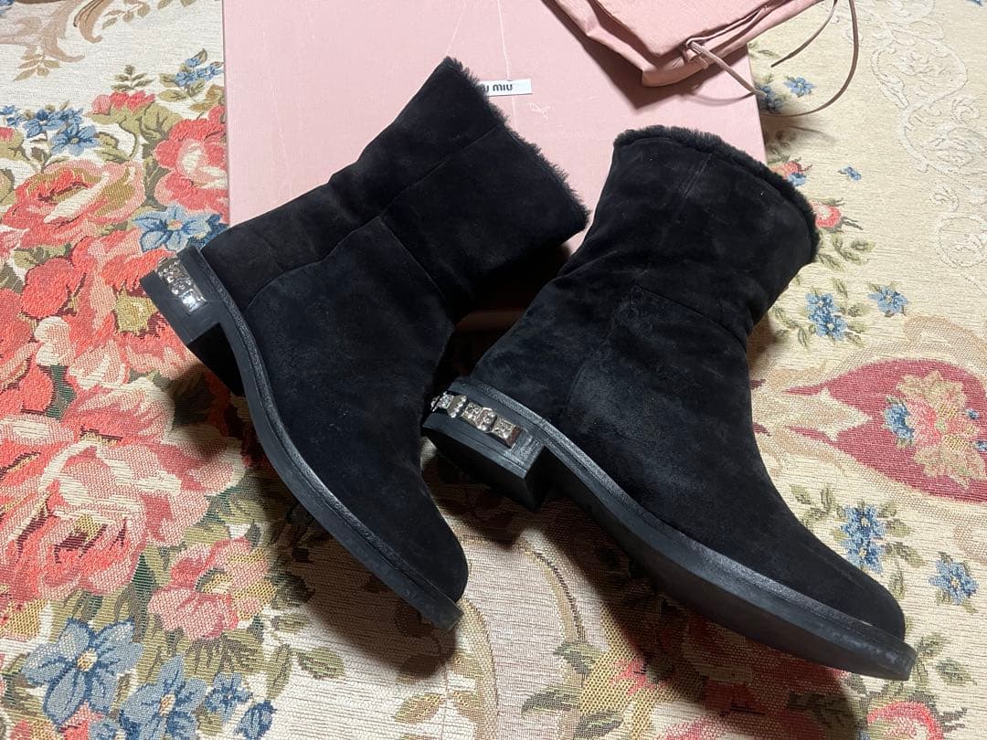 可愛い♡ミュウミュウスエードビジュームートンブーツ 黒 38.5