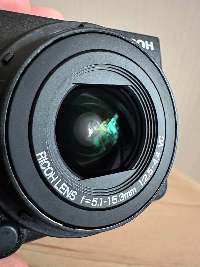 RICOH GXR用　LENS S10 24-72mm F2.5-4.4 VC