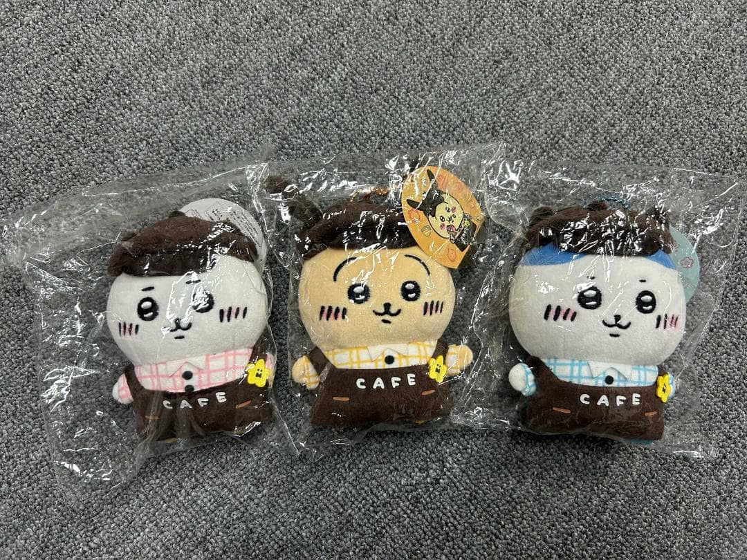 ちいかわ カフェの店員さんマスコット 3点セット ちいかわ、ハチワレ