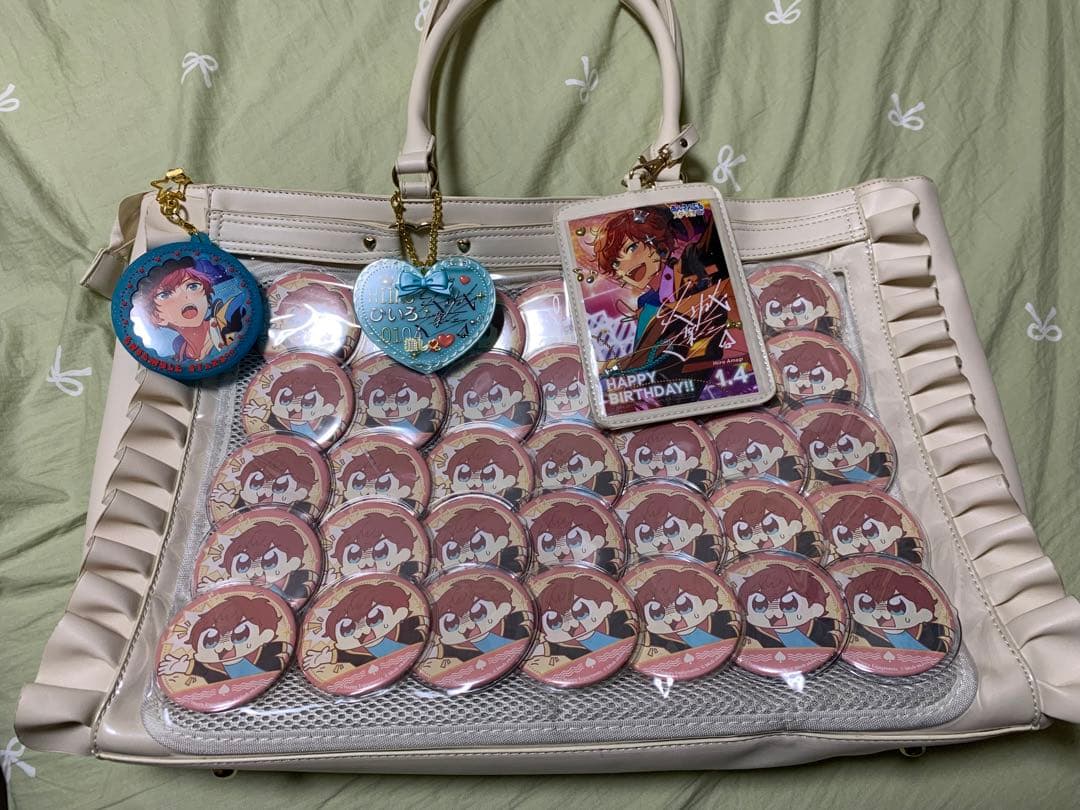 あんスタ 天城一彩 痛バッグ 缶バッジ - メルカリ