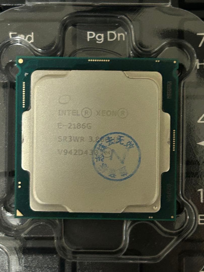 正常動作確認済み Xeon E-2186G - メルカリ