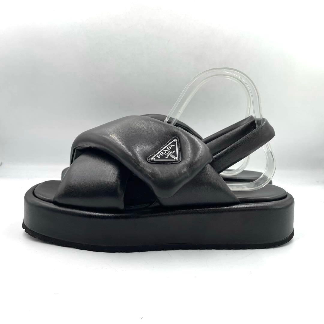ICチップ内蔵 プラダ サンダル ソフトパテッドナッパレザー 三角