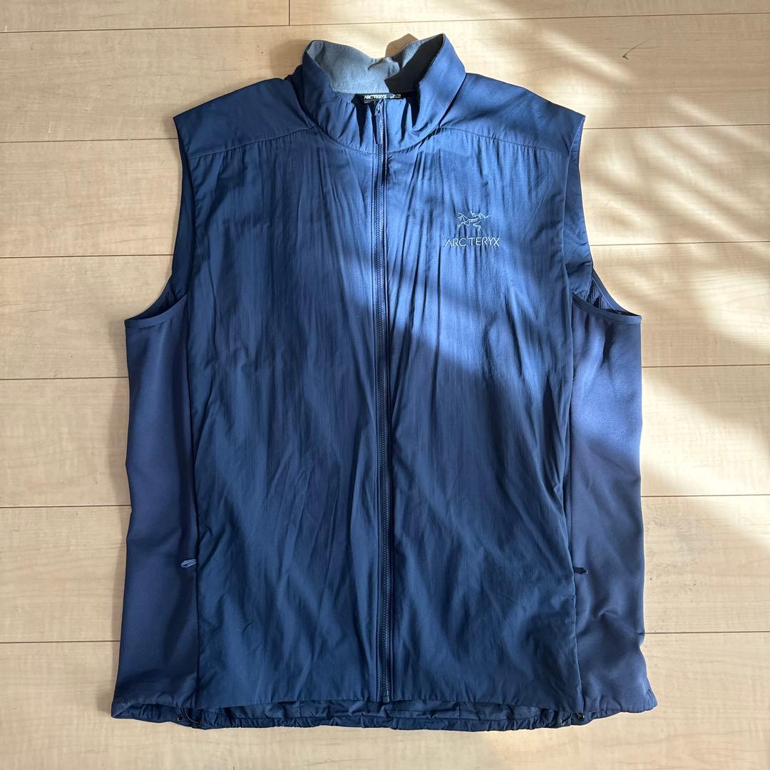 アークテリクス　アトムltベスト　ネイビー　XL ARC'TERYX（アークテリクス） 中綿 ベスト Atom LT Vest アトム LT