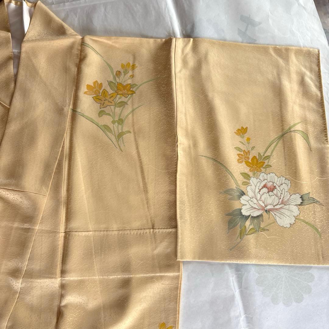 付け下げ 花柄 刺繍 金彩 - メルカリ