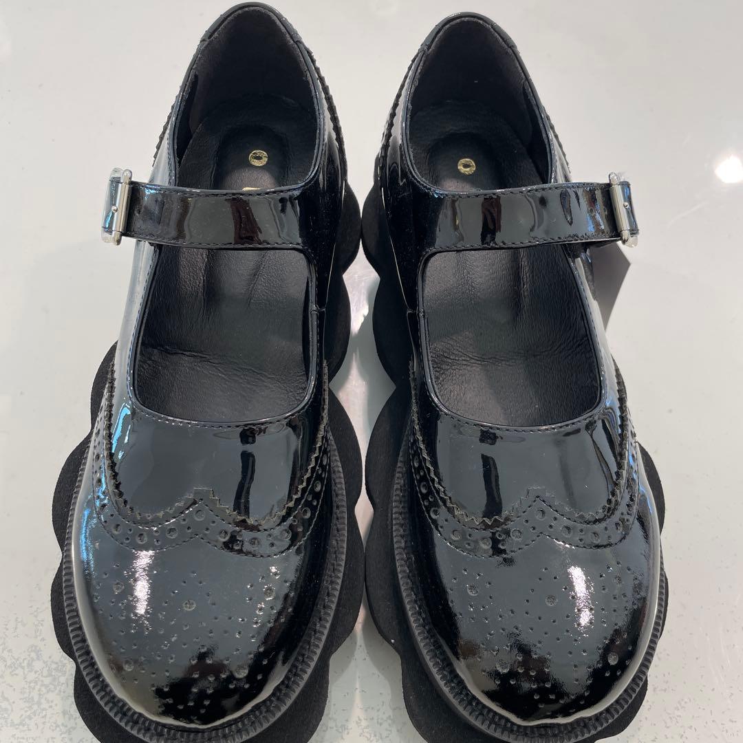 ブラックエナメルレザー厚底シューズ新品元値税込¥72600 - メルカリ