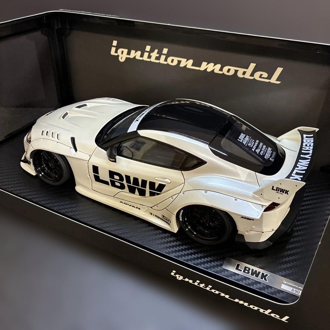 028 GRスープラ LBWK リバティウォーク仕様 1/18スケール ミニカー