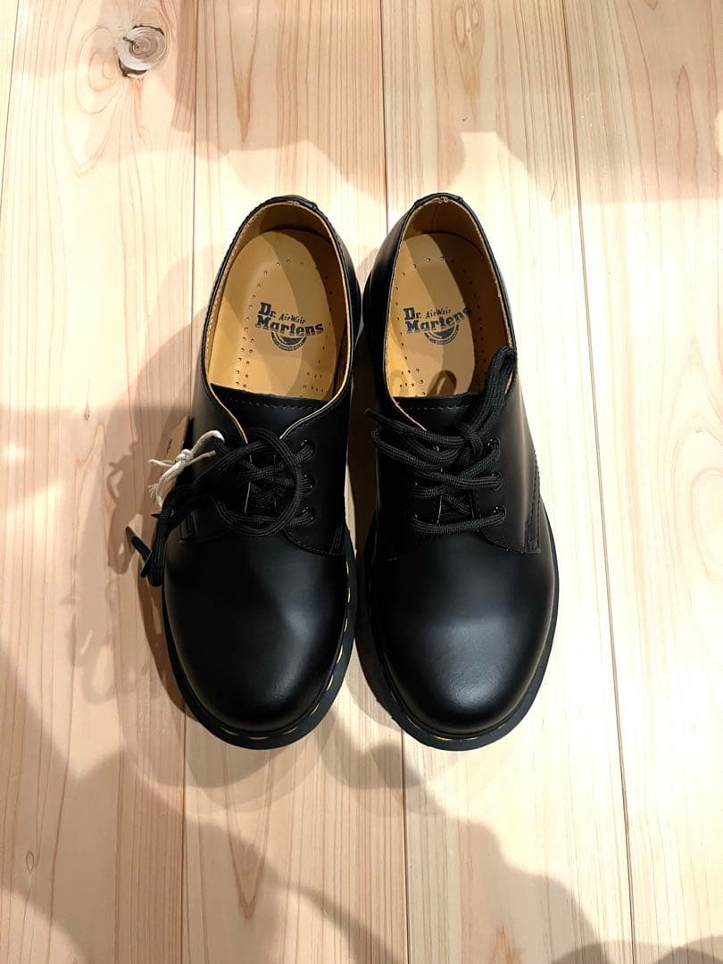 ドクターマーチン　3ホール　レディース　aw004 1461 WHITE STITCH 3 ホール シューズ