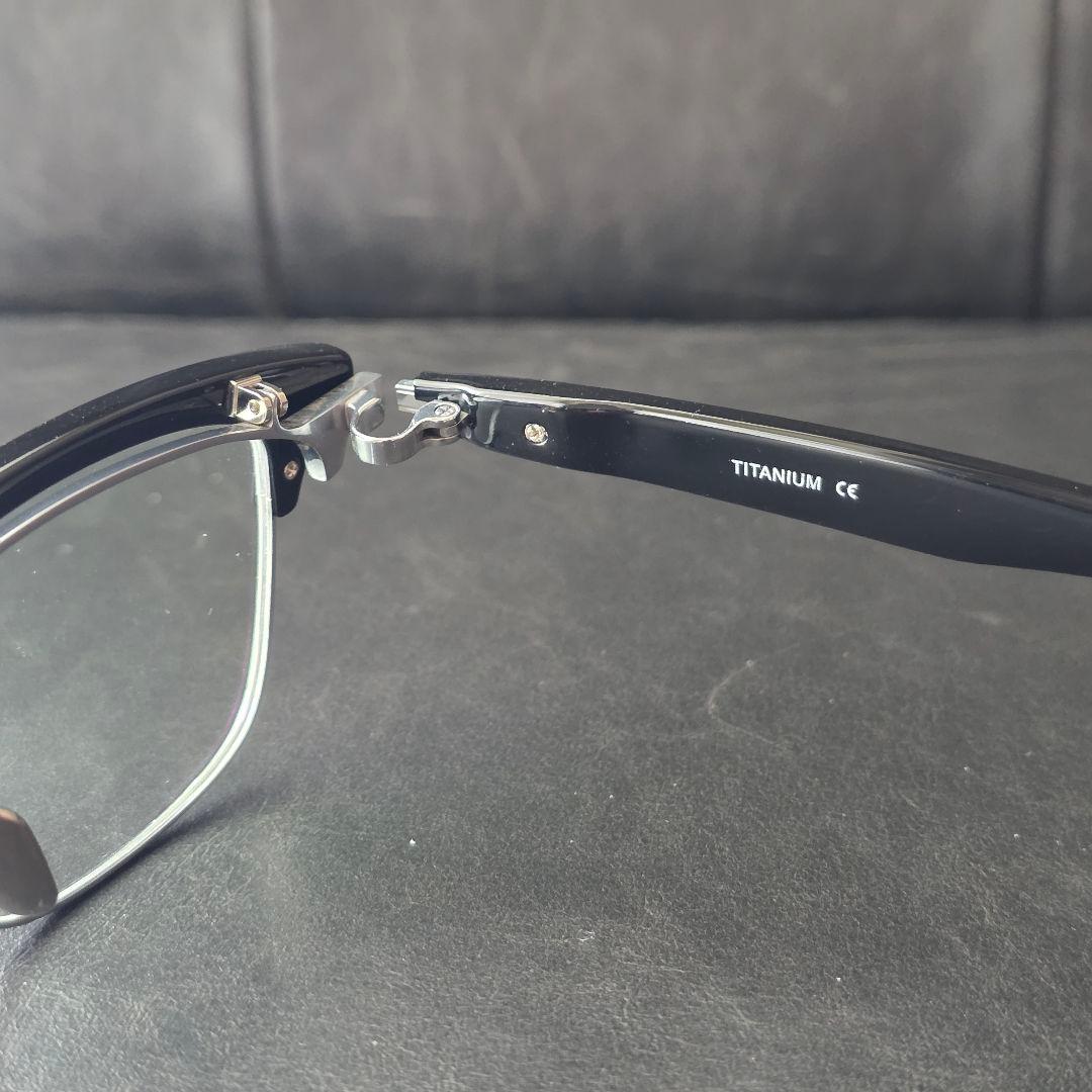 跳ね上げ式 メガネ サーモントブラック/シルバー チタン/アセテート