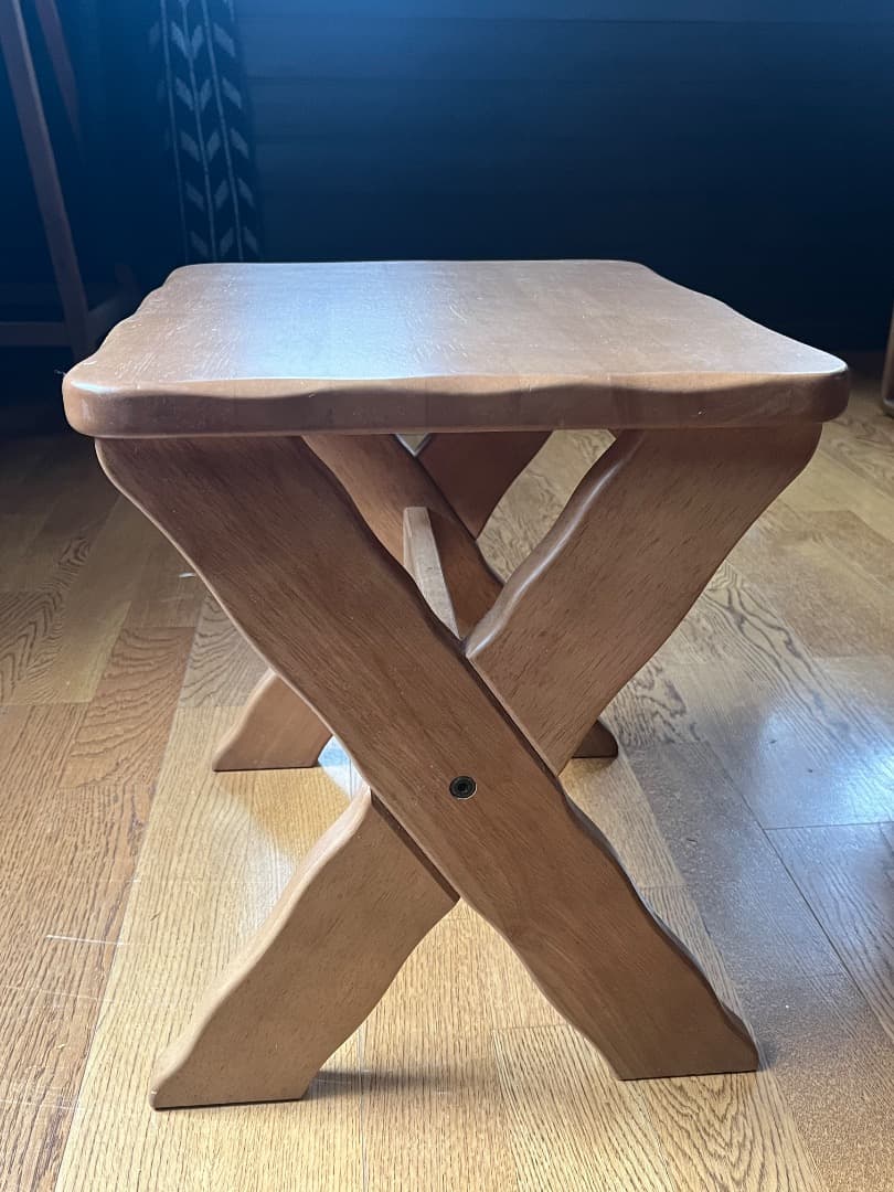 【カリモク】ベッドサイドテーブル／スツール カリモク家具（KARIMOKU FURNITURE） カリモク ナイトテーブル