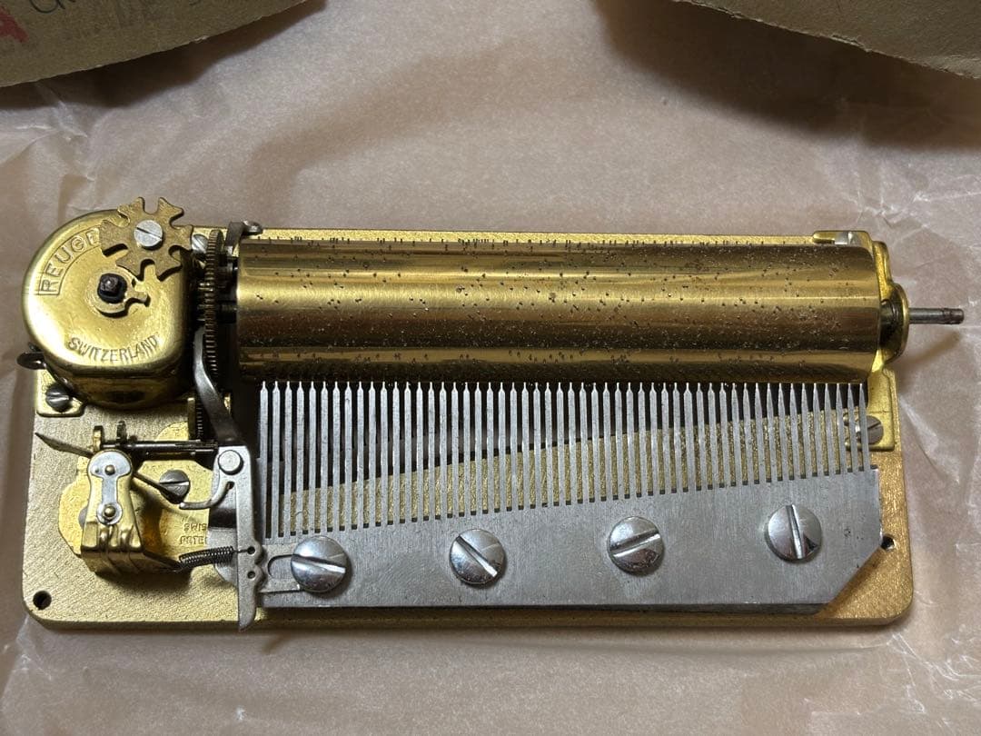 ⚠️メカのみ⚠️リュージュ Reuge 50弁4曲入り オルゴール 989ADFG