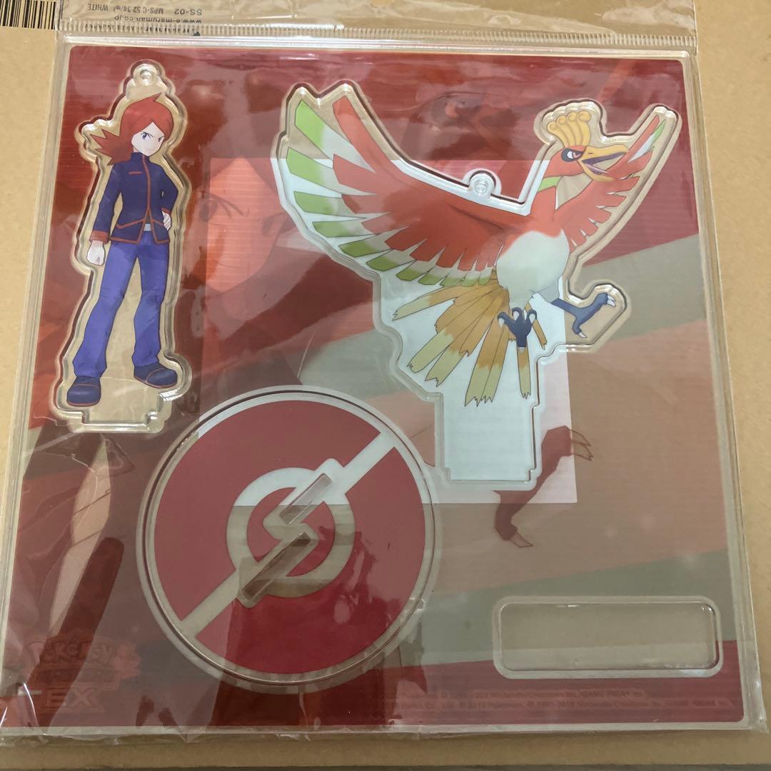 ポケモンシルバーぬいぐるみ アクリルスタンドまとめ売り - メルカリ