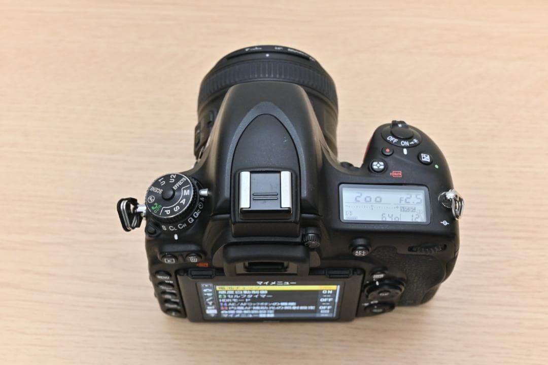 Nikon D750 フルサイズ + 単焦点レンズ50mm 1.8G + おまけ