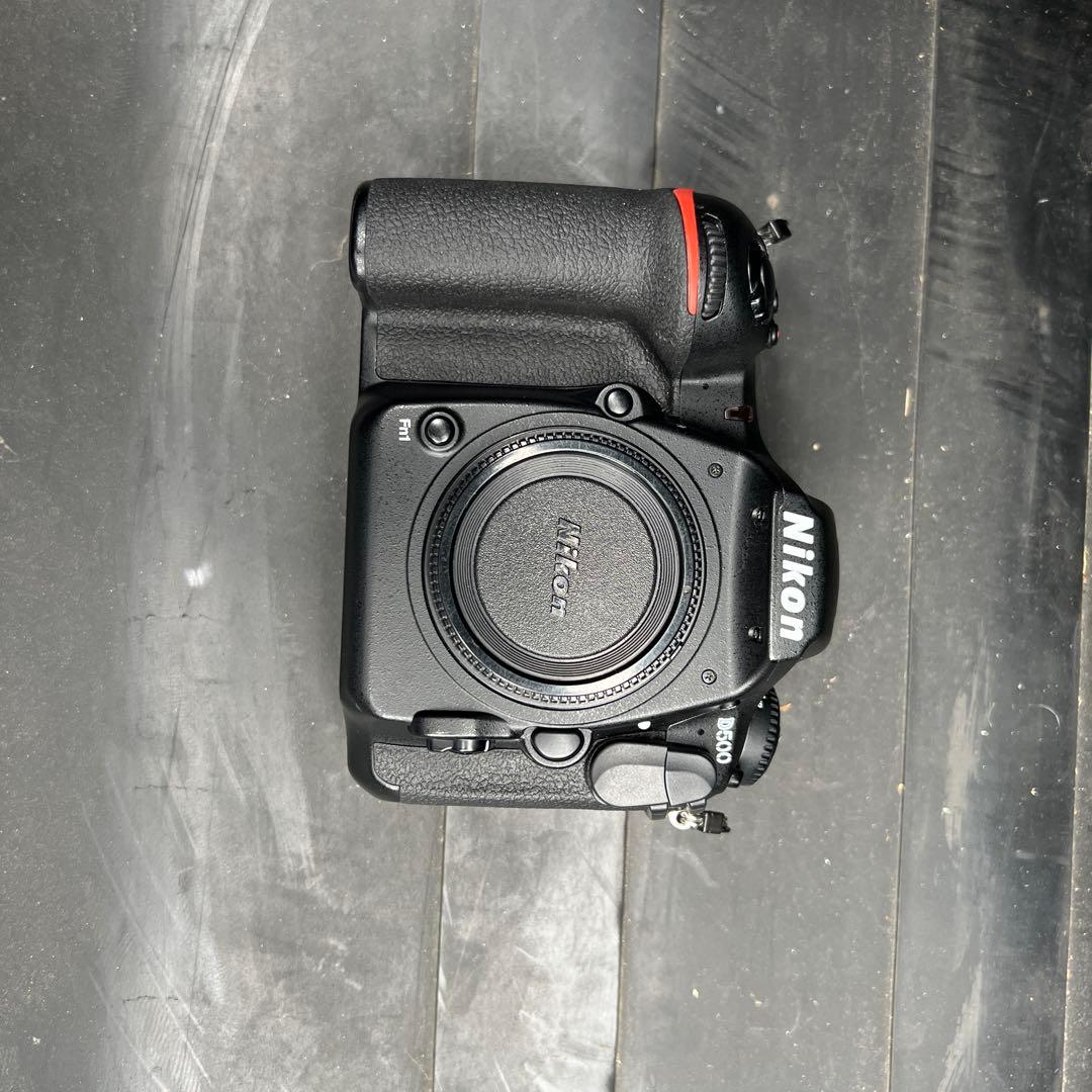 ジャンク ノークレームノーリターン Nikon d500 Nikon D500 Kit 20.9-megapixel DSLR camera with Wi-Fi®, Bluetooth
