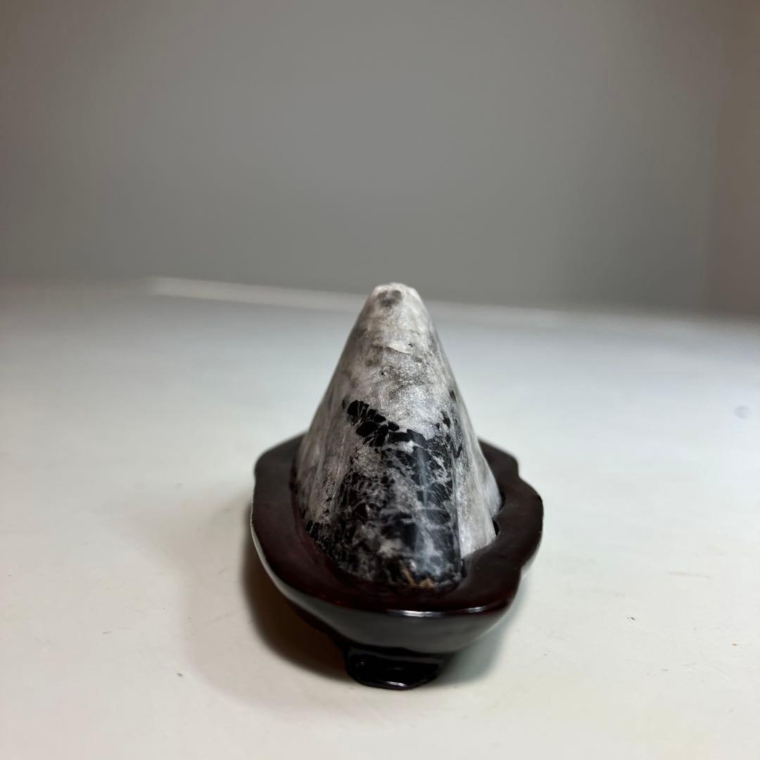 山形の水石 白黒模様 - メルカリ