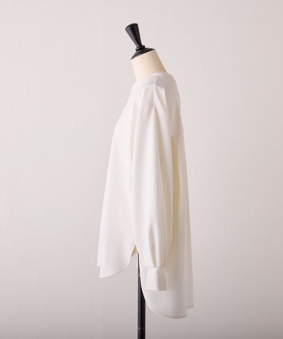 BEARDSLEY(ビアズリー) Tブラウス ホワイト 新品未使用 - メルカリ