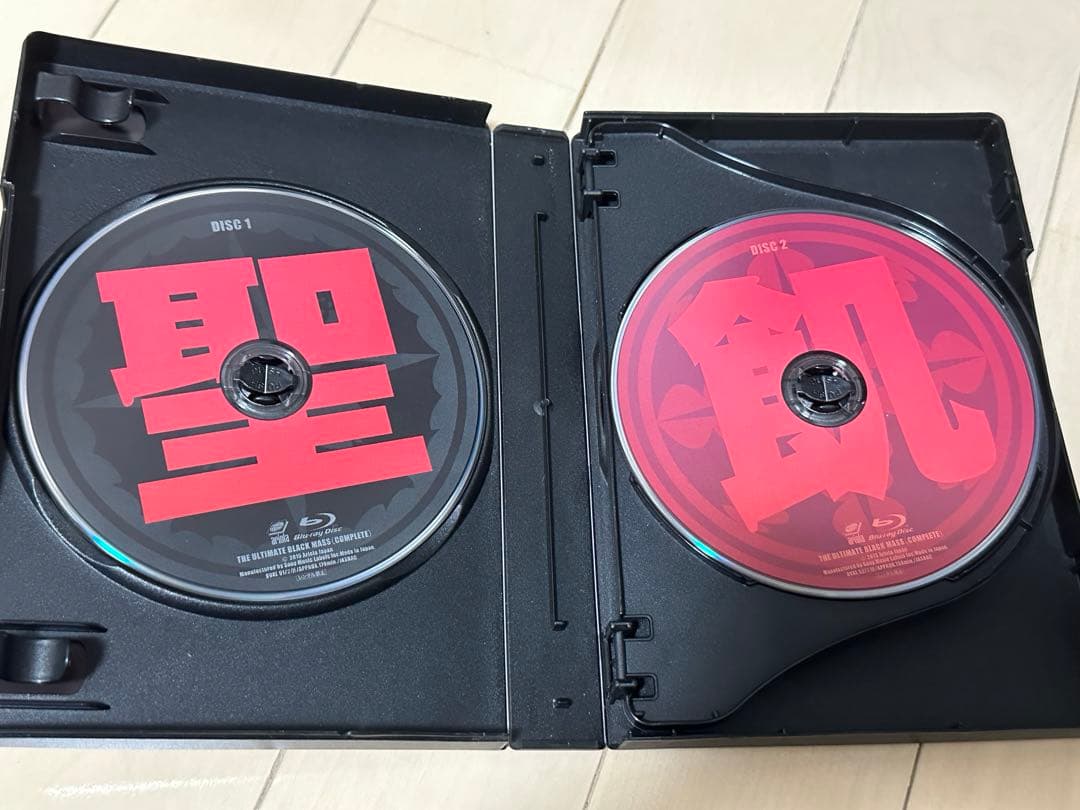 聖飢魔Ⅱ/THE ULTIMATE BLACK MASS COMPLETE〈4…