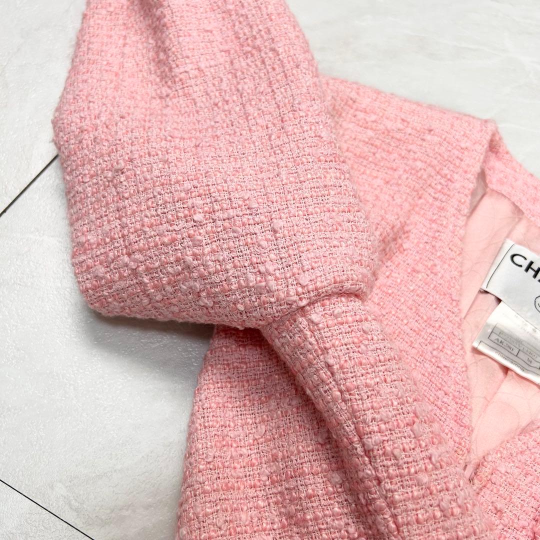 美品 CHANEL 立体 COCO ロゴ ノーカラー ツイードジャケット 38 - メルカリ