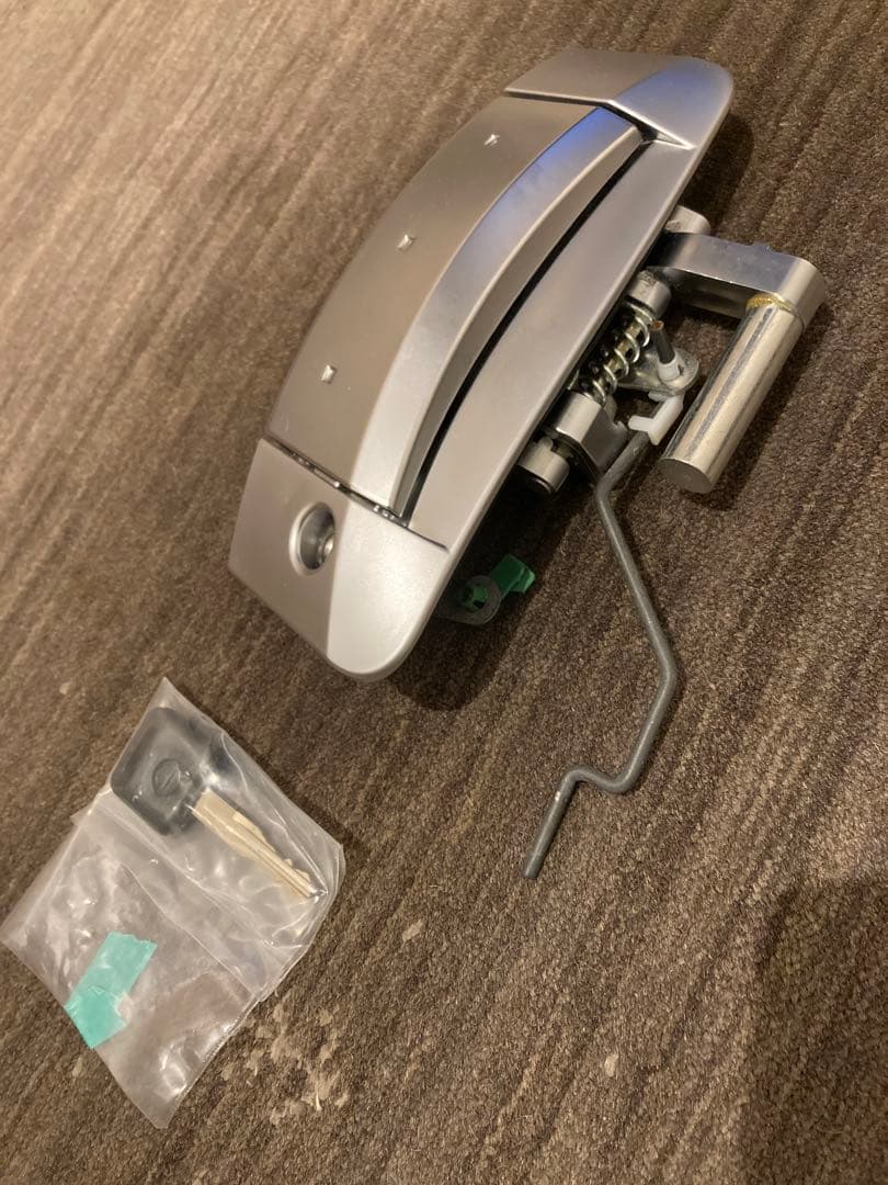 フェアレディZ33 純正　運転席ドアノブ フェアレディZ NISMO Z33 ドア アウター ハンドル 運転席側 右 日産