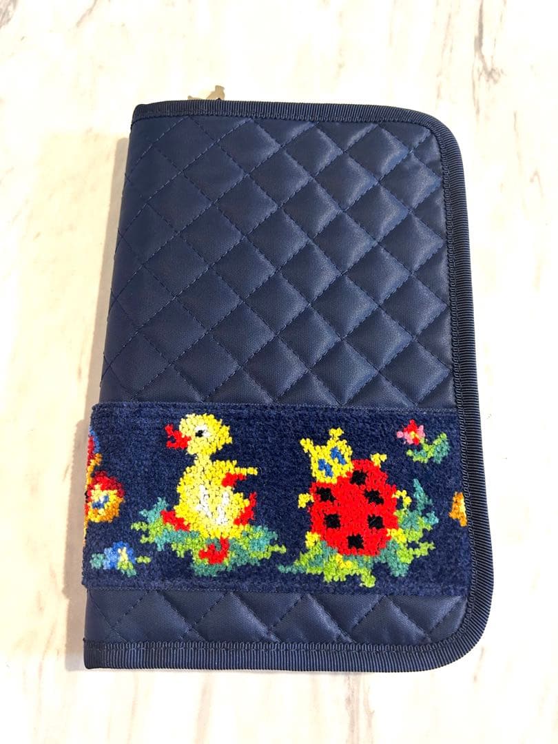 【極美品】学校フェイラー　ハイジ　マルチケース　ネイビー　完売品 極美品】学校フェイラー ハイジ マルチケース ネイビー 完売品 FEILER