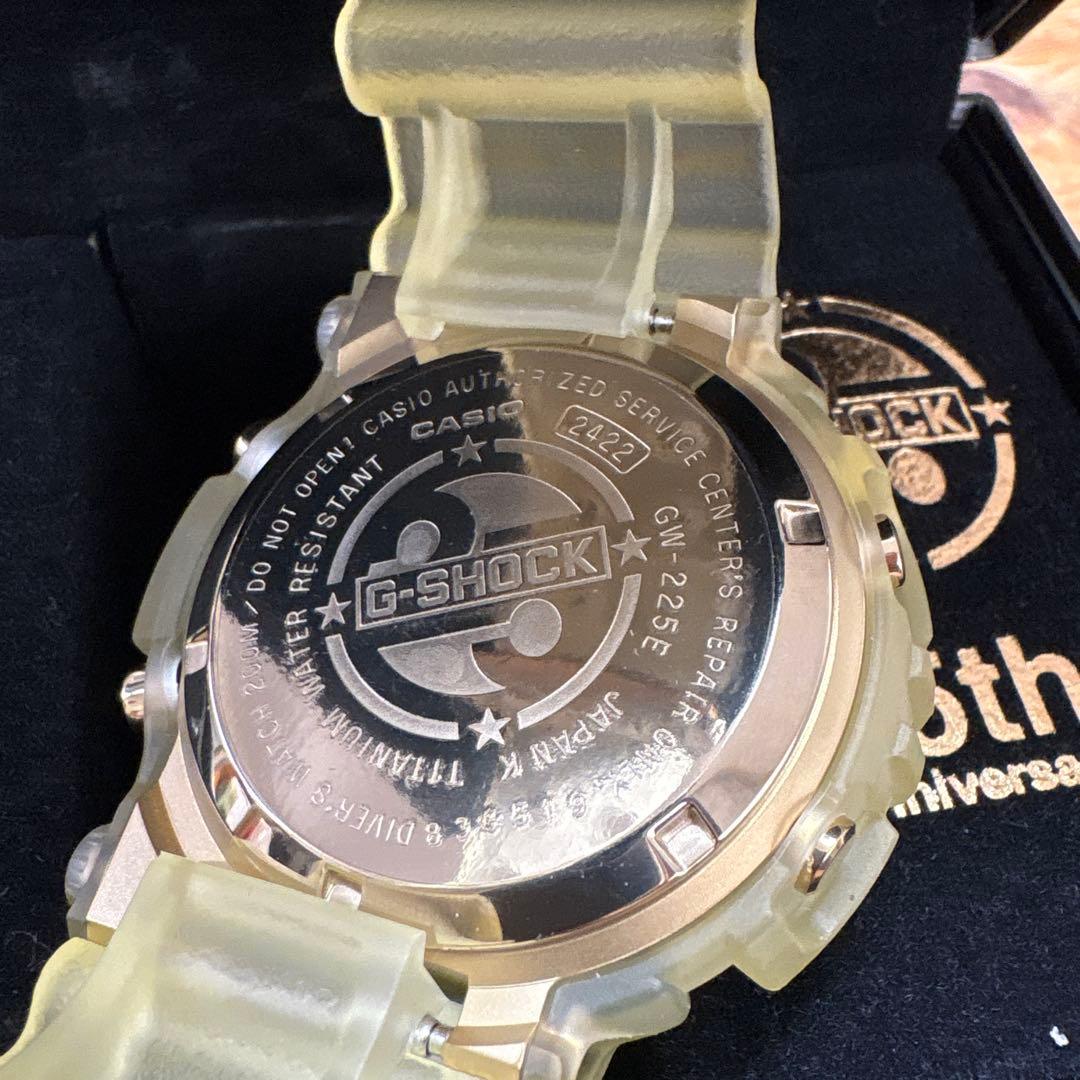 新品未使用箱説タグ付G-SHOCK GW-225E 7JF ゴールド25周年限