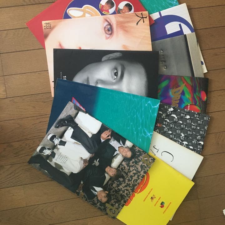 90年代smapのコンサートとパンフレット ☆ SMAP 1991年 1993年 コンサート パンフレット 2冊セット☆ - メルカリ
