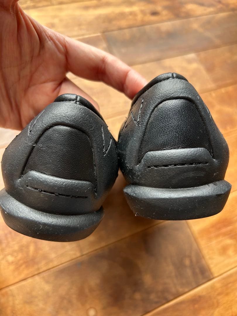 美品　SHISEI ブラック フラットシューズ　24.5cm