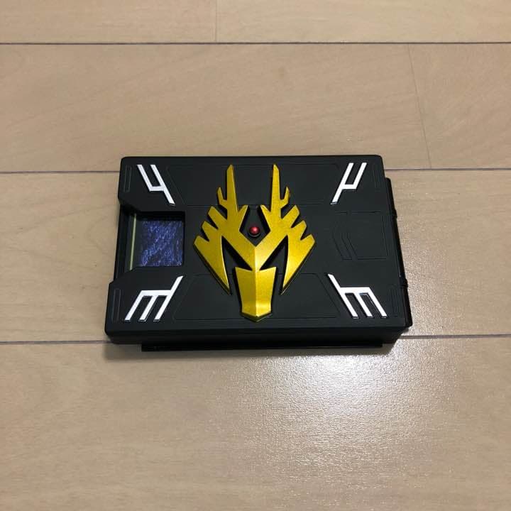 龍騎デッキ & カード (コンプリートセレクション) CSMカードデッキセット」4商品がプレミアムバンダイに登場！｜仮面