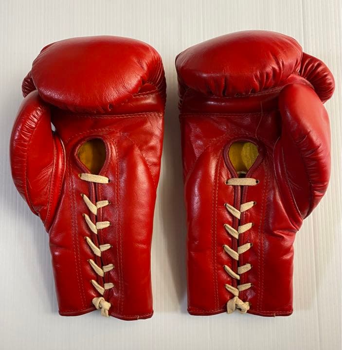 K‐1 ピーターアーツ サイン入りTシャツ/サイン入りグローブ/フィギュア他